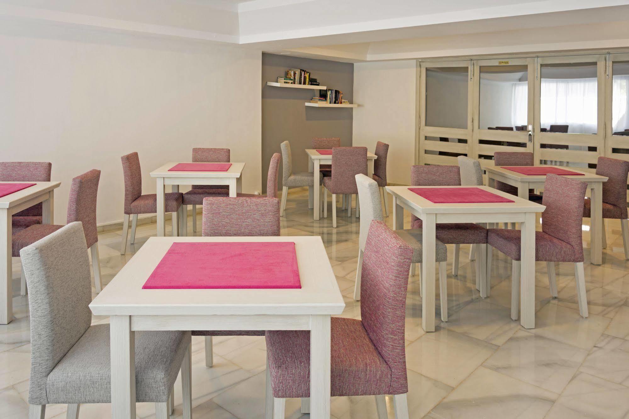 Hsm Solivera Peguera Extérieur photo
