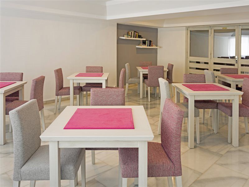 Hsm Solivera Peguera Extérieur photo